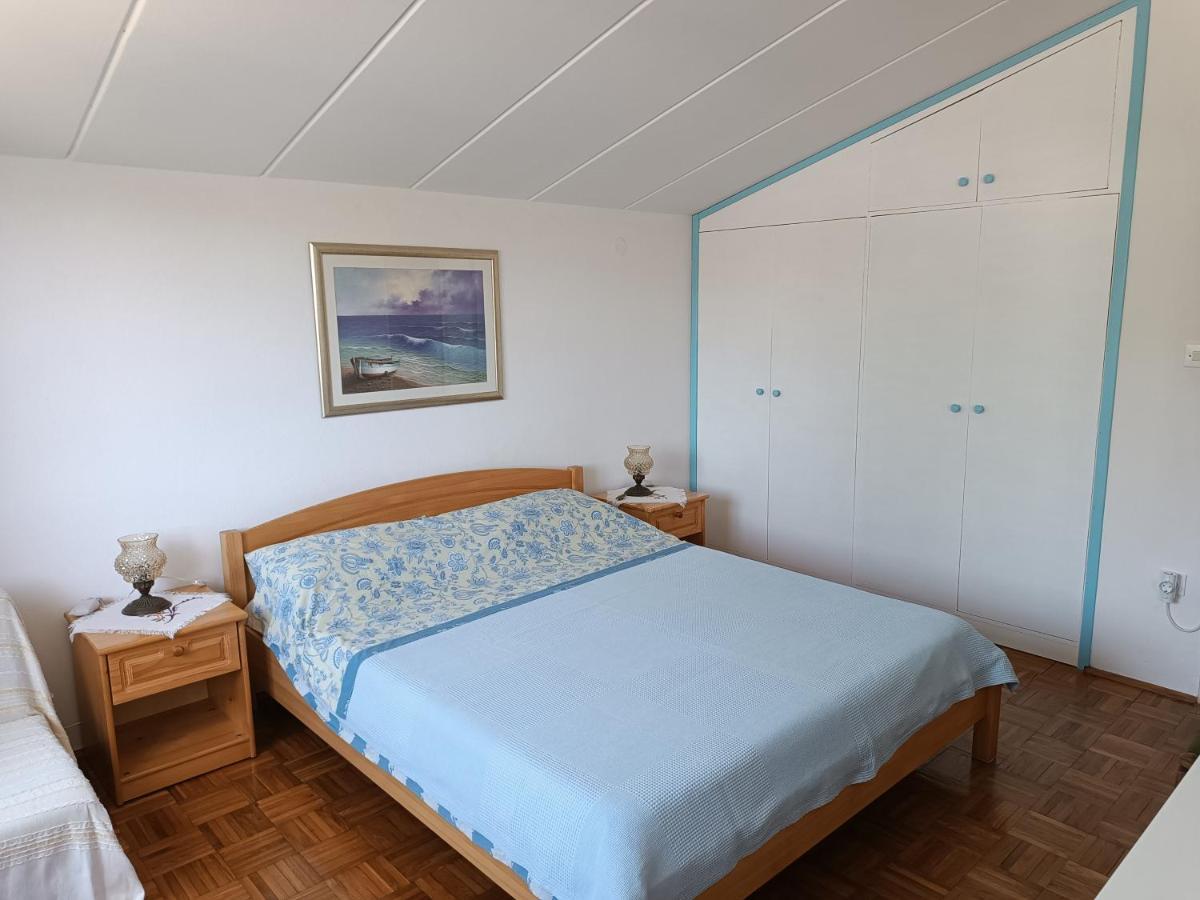 Levak - Apt. 1 * Pješčana Uvala